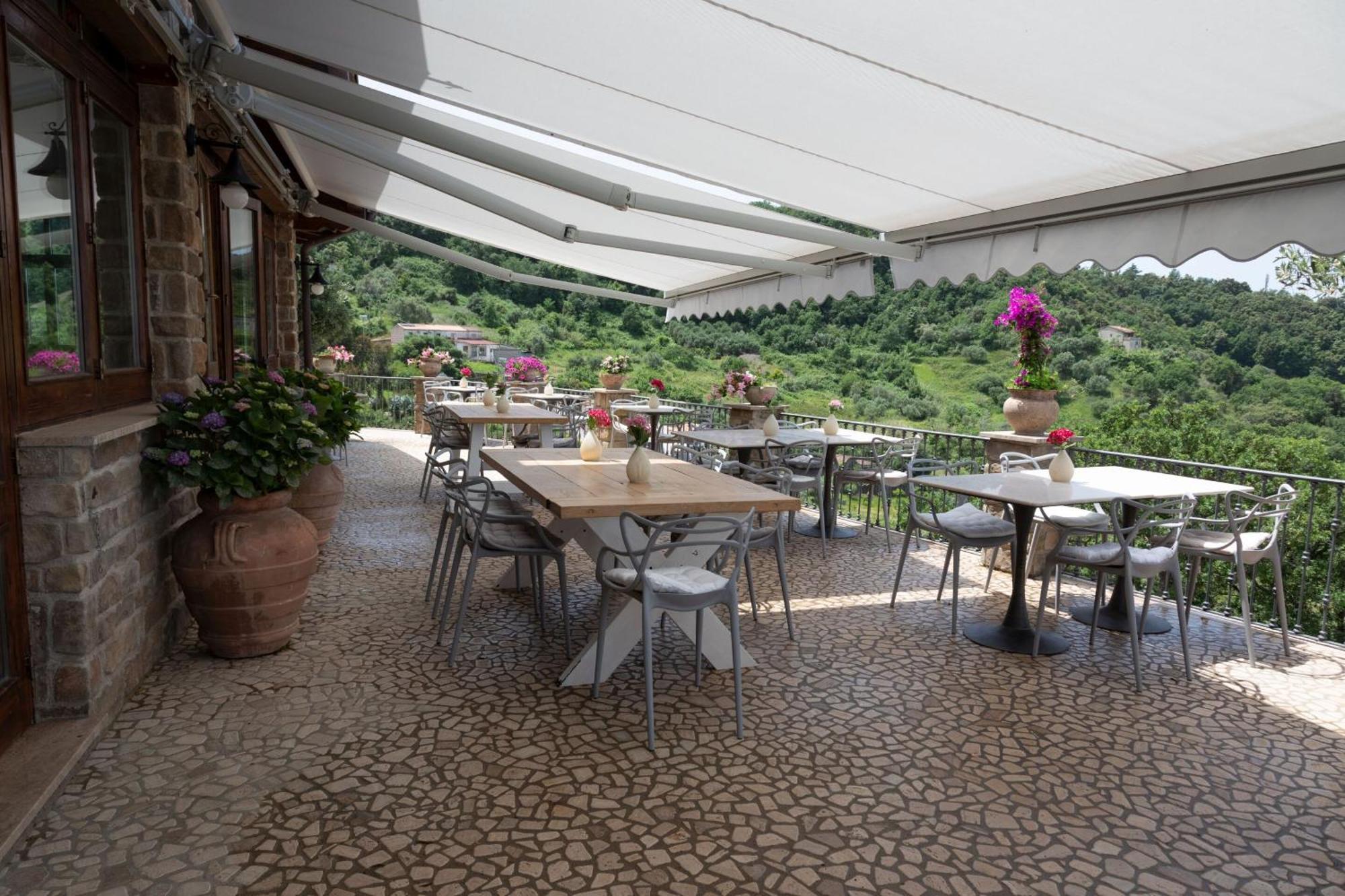 La Pastorella Boutique Hotel Maiera ภายนอก รูปภาพ